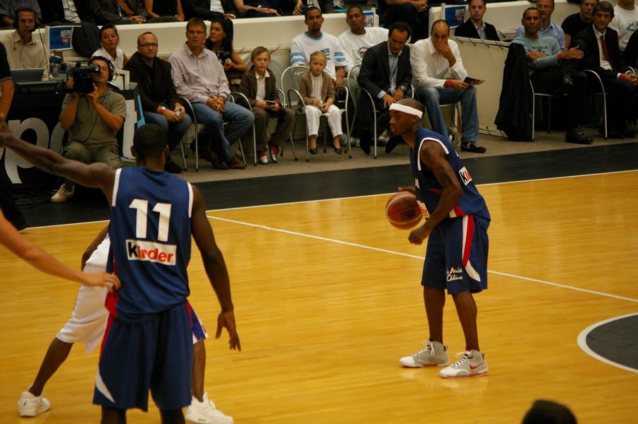 Basket Tournoi de Paris France Russie: Gomis - France Russie 19 08 2007 - 109